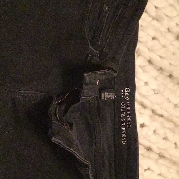 Gap women’s black jeans - Picture 3 of 3